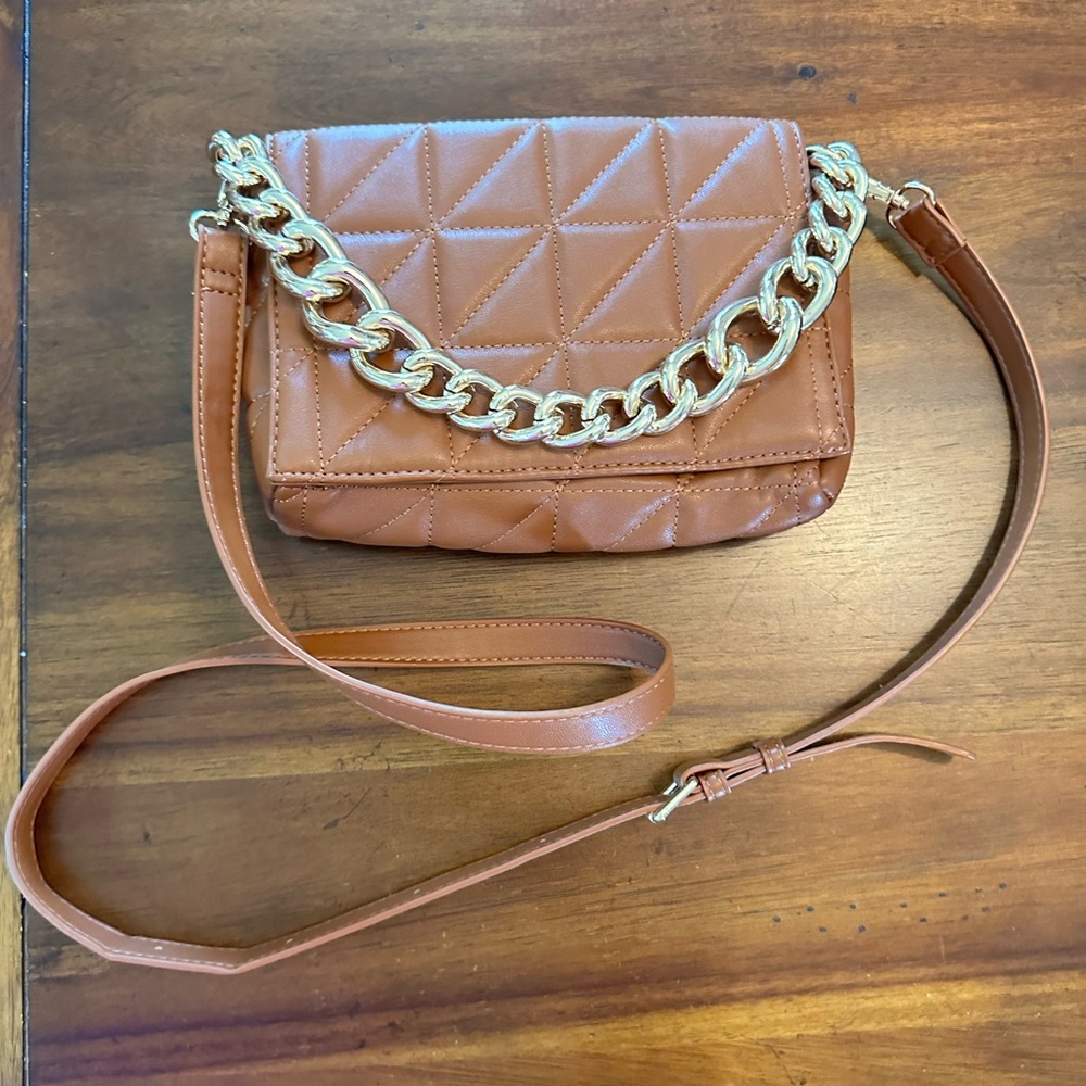 Quilted Tan Crossbody Bag with Gold Chain
